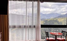 Hotel la barranca 5
